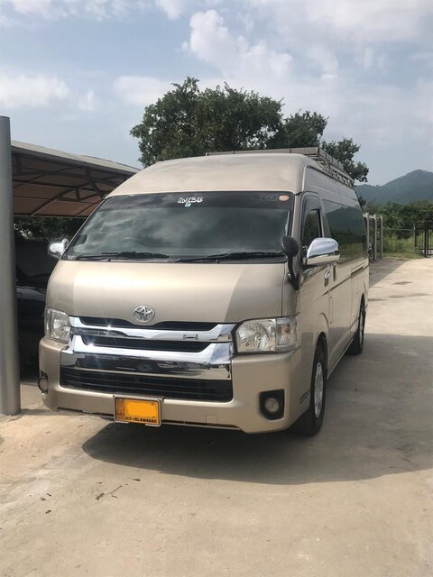 Grand Cabin for Rent in Islamabad & Rawalpindi | Toyota Hiace, Hiroof Van Hire